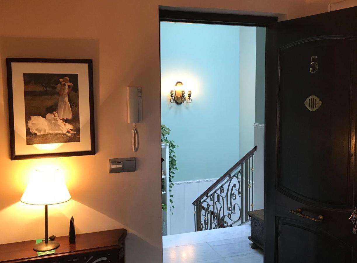 Apartamentos Ebro レイノサ エクステリア 写真